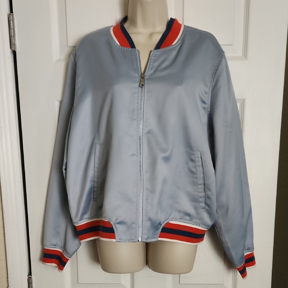 Stylish Gray Bomber Jacket